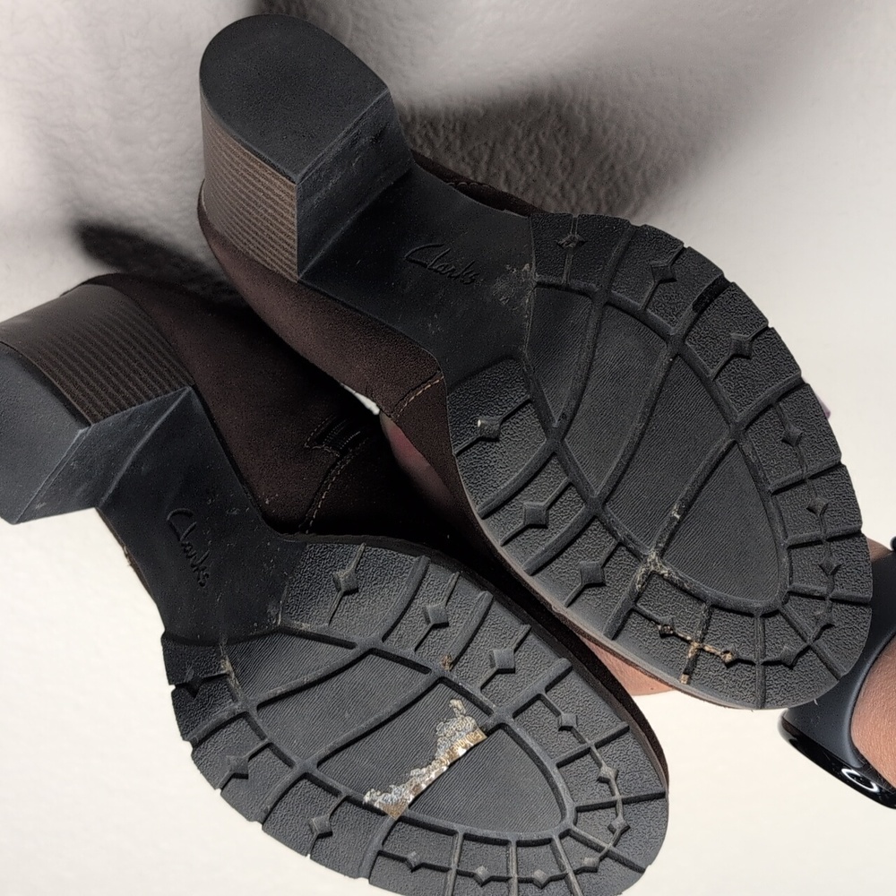 Clarks Pause Camila Ankle Boot - Picture 5 of 8